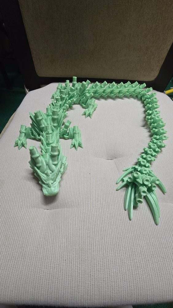 Lucky Dragon, Articulated 3D Printed Dragon with Clover Tail (Mint)
